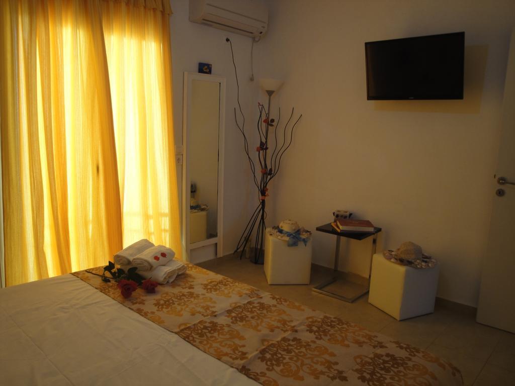 Rodon Apartments Tsoukaladhes Luaran gambar