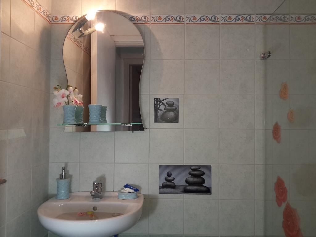 Rodon Apartments Tsoukaladhes Luaran gambar