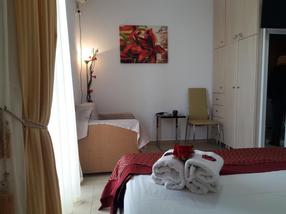 Rodon Apartments Tsoukaladhes Luaran gambar